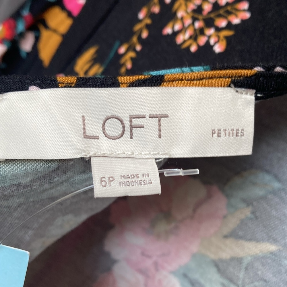 LOFT dress black with Floral Print with back cut out 6P 6 petite casual party - Picture 14 of 17